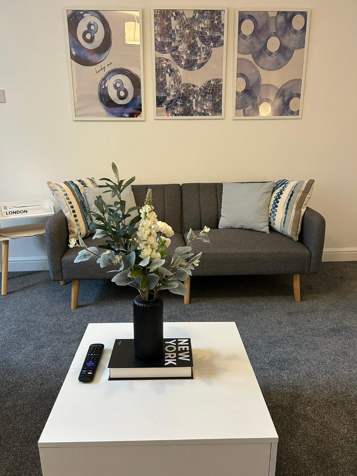 Brand New Modern Apartments Steps From Gloucester Quays Exterior photo